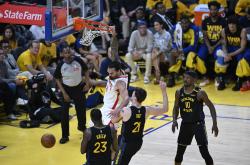 九游体育官方网站 -休斯敦火箭迎NBA季后赛关键赛，赛后远射贴柱，底气十足，轮换策略成焦点的简单介绍