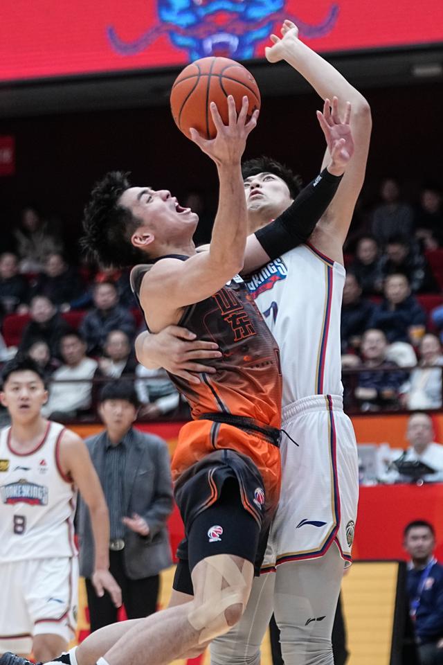 冲刺阶段山东男篮备战NBA常规赛，止住颓势细节流出，引发热议，更衣室氛围转暖的简单介绍-九游正版官方登录