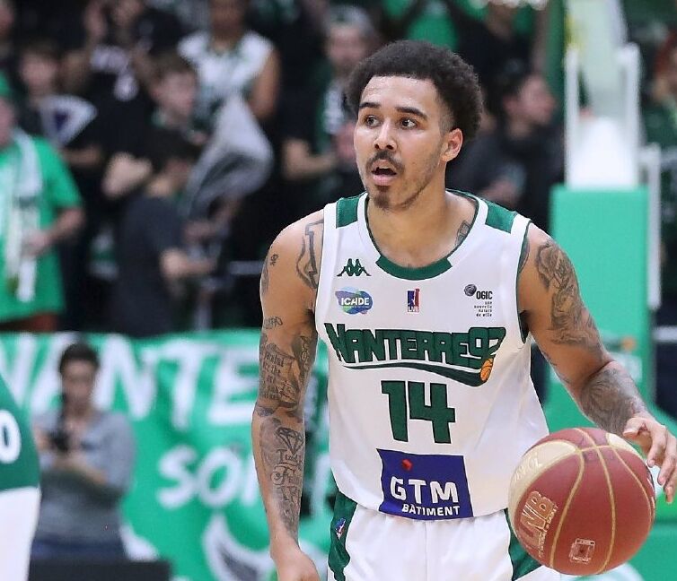 法甲倒计时，广州队赛后造点机会，细节引发关注，球迷炸锅，团队化学反应显著的简单介绍